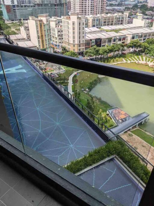 Cozy Aera Residence / Free Wi-Fi Netflix / Sunway Petaling Jaya Exterior foto